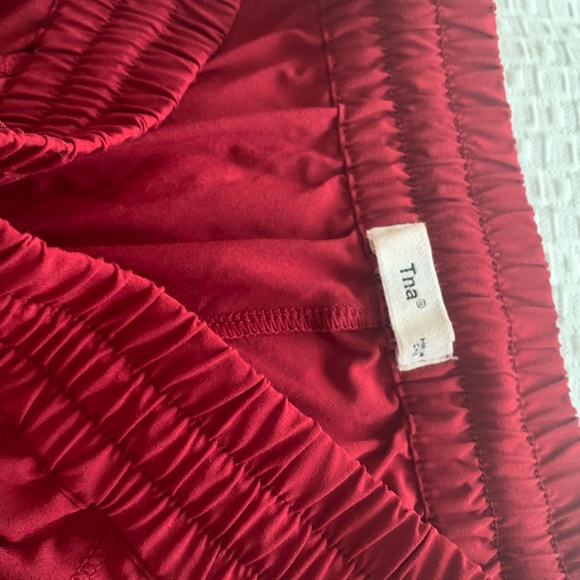 TNA "Biking Red" Size S Speed Jogger - Picture 3 of 6